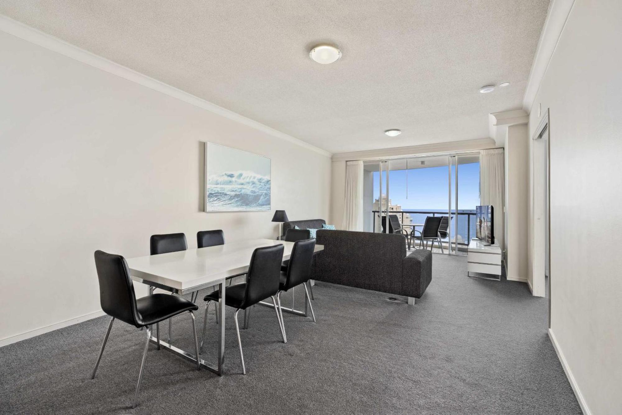 Chevron Renaissance - Hr Surfers Paradise 골드코스트 객실 사진