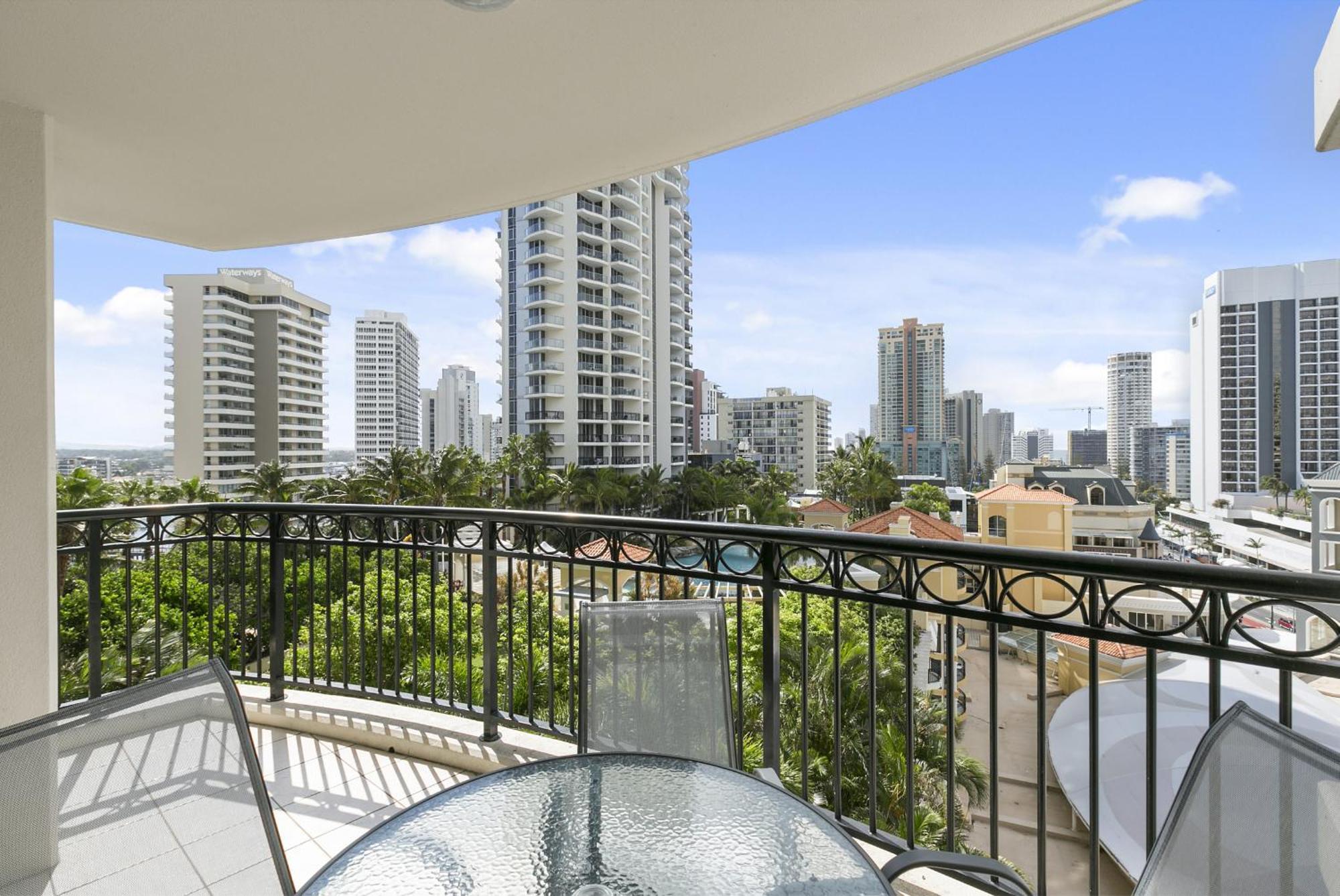 Chevron Renaissance - Hr Surfers Paradise 골드코스트 객실 사진